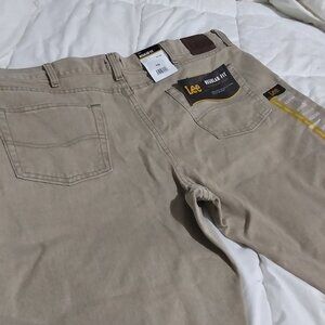 New w/tags Lee Men's Relaxed Fit Straight Leg Jeans Men’s Sizes 100% Cotton